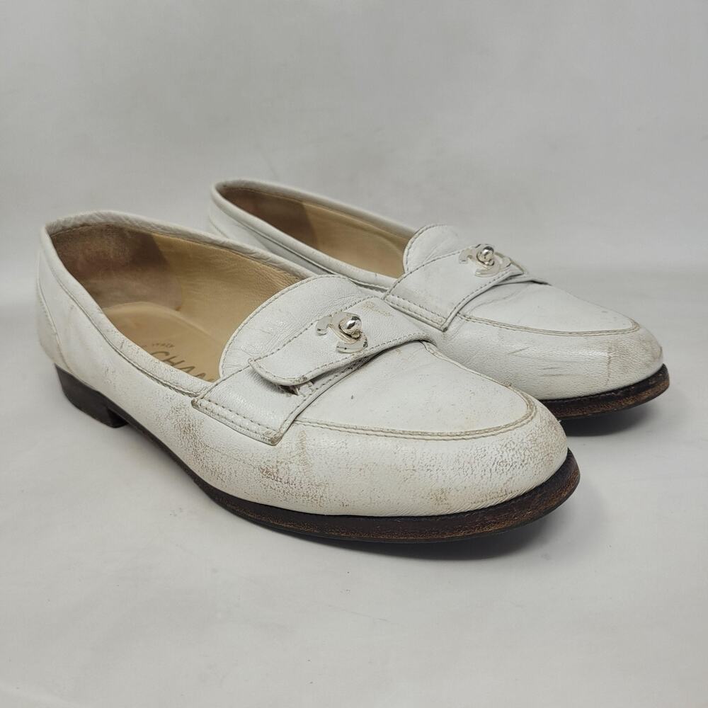 VTG Chanel Shoes 5 Cream Leather Loafers Flats CC Turnlock Old Money Luxury‎ 90s